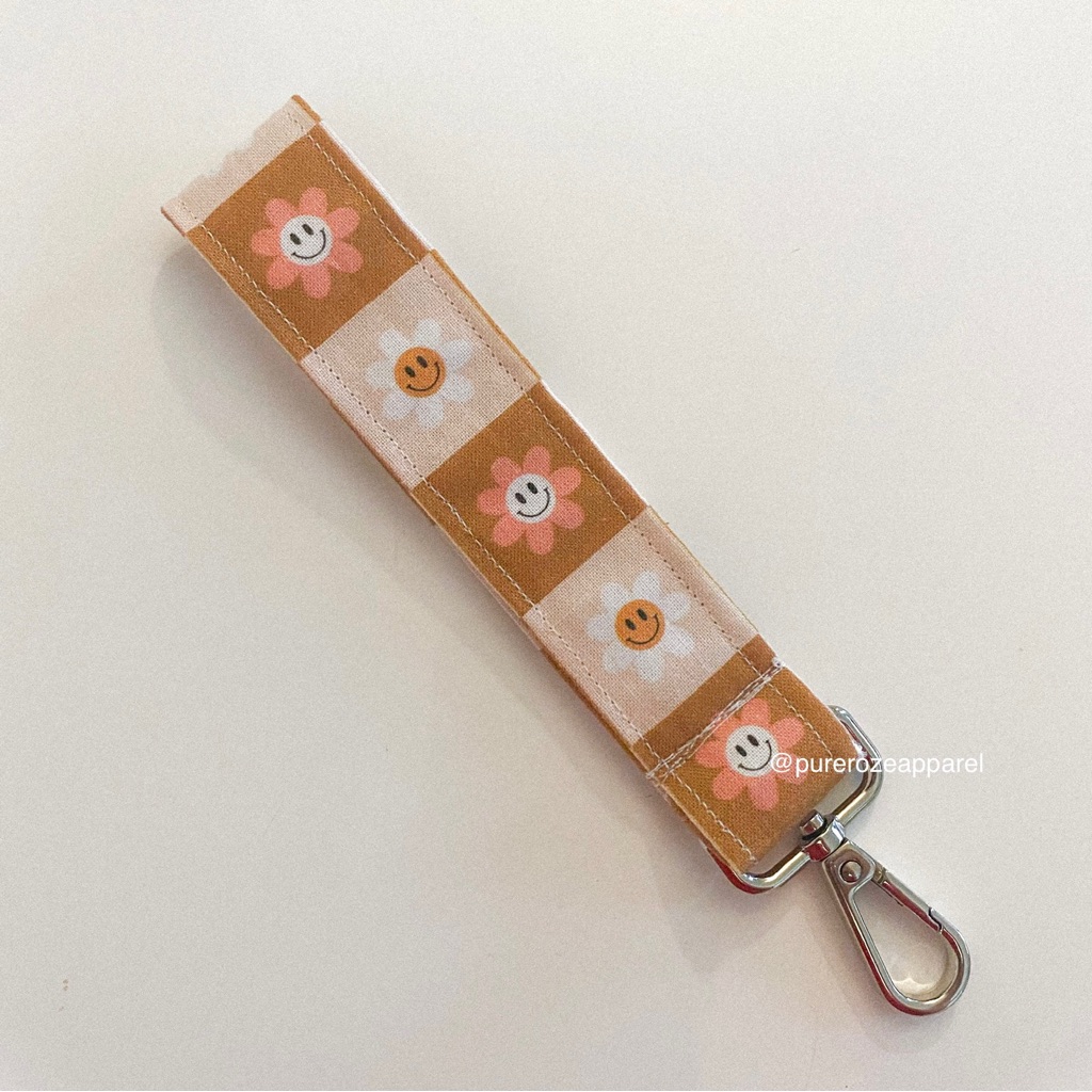 Boho Checkered Wristlet Keychain Clip On Car Accessories